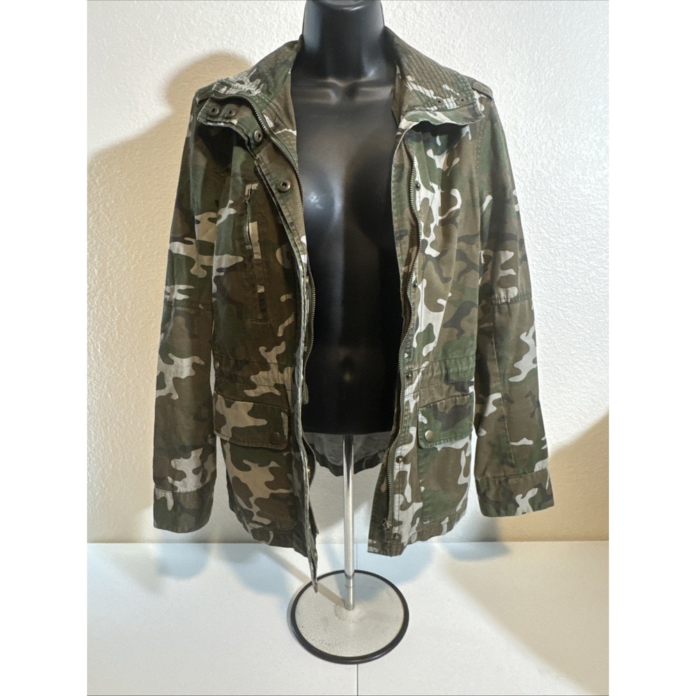 Womens Chore Coat Camo Jacket Size Medium Army Camouflage Military Love Tree - Picture 1 of 16